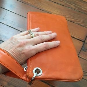 HOBO wristlet clutch orange